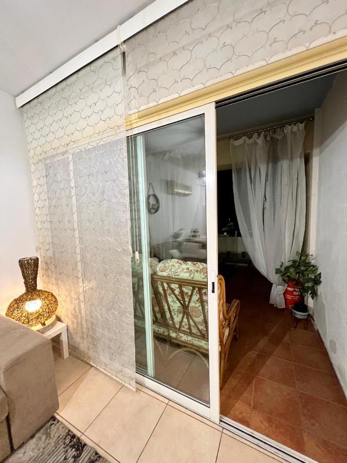 Carisa Holiday Rooms Larnaca Dış mekan fotoğraf