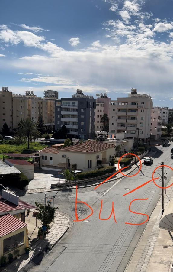 Carisa Holiday Rooms Larnaca Dış mekan fotoğraf